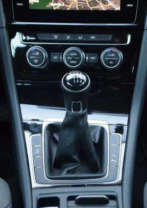 Volkswagen Golf cena 56899 przebieg: 180247, rok produkcji 2019 z Warszawa małe 631
